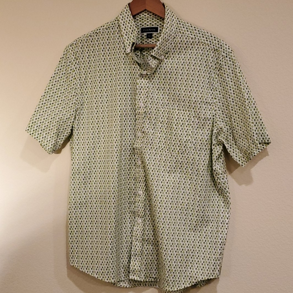 Short sleeve casual shirt